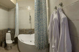 Гостиница Викинг Выборг Двухместный номер повышенной комфортности-1